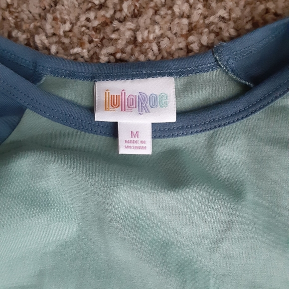 Lularoe Randy tee - Picture 2 of 2